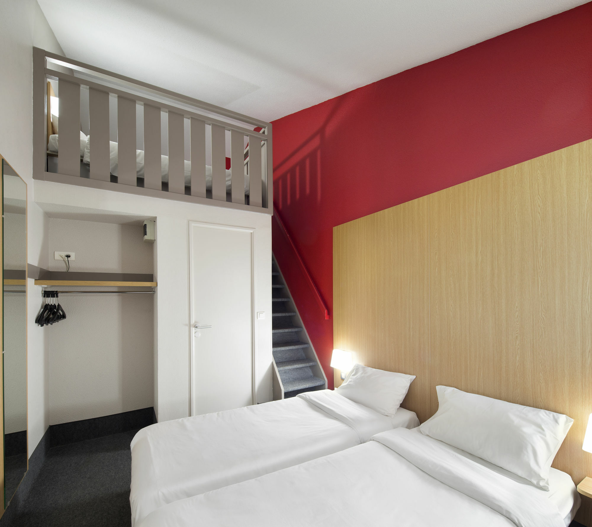 B&B HOTEL Quimper Nord Douarnenez Exterior foto