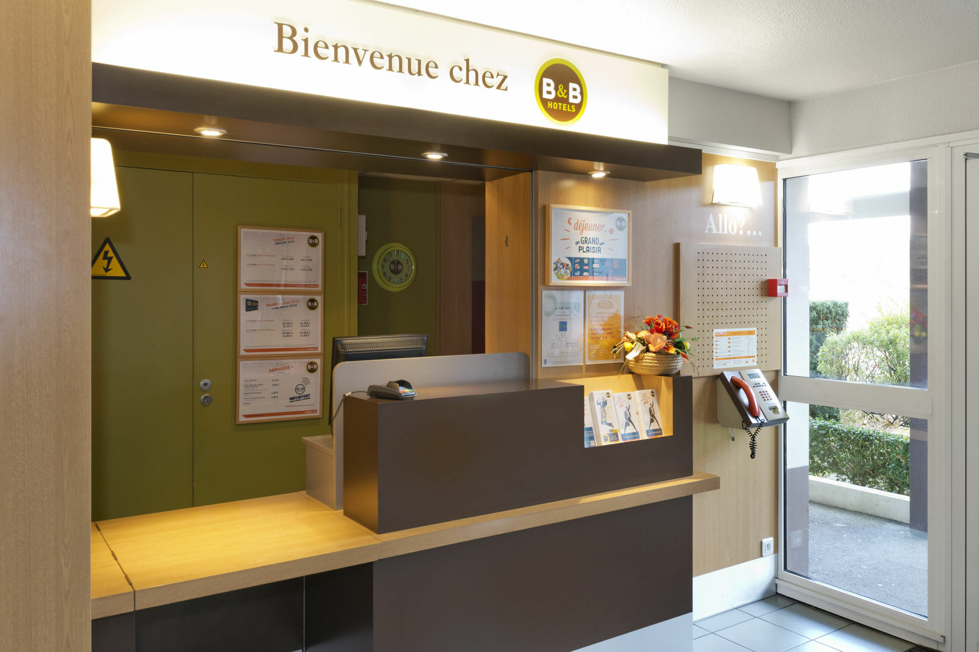 B&B HOTEL Quimper Nord Douarnenez Exterior foto